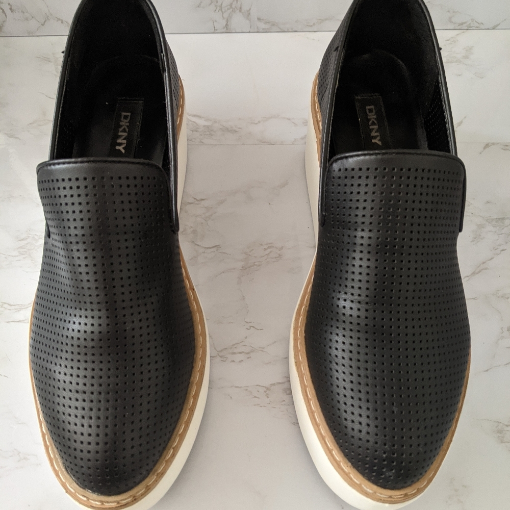 DKNY Bari Platform Sneakers Black Size 6.5